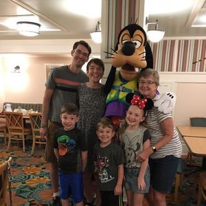 Meet your Posher, Mindy